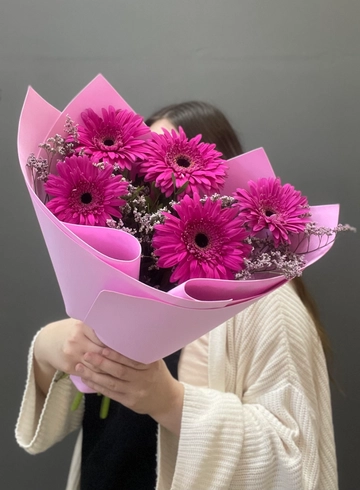 Букет «Карусель» от интернет-магазина цветов в 