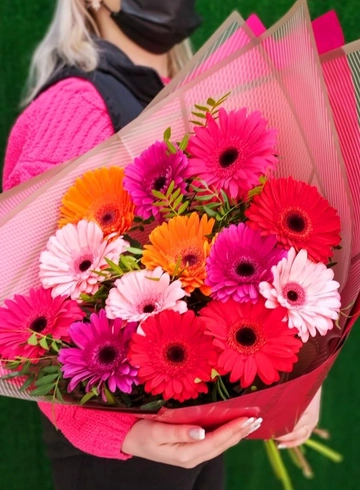 Букет из 13 гербер от интернет-магазина цветов в 
