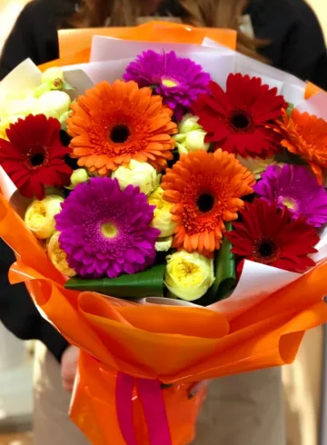 Букет из гербер  &laquo;Яркие моменты&raquo; от интернет-магазина цветов в 