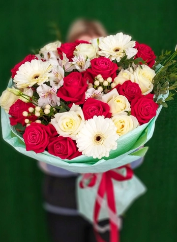 Букет &laquo;Идеальный вкус&raquo; от интернет-магазина цветов в 