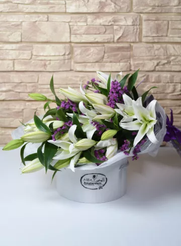 Букет  из лилии «Лимониум» от интернет-магазина цветов в 