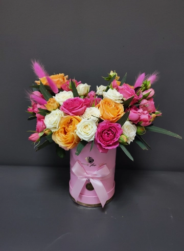 Коробка из цветов «Лагурус»   от интернет-магазина цветов в 