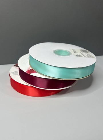 Лента атласная 2.5 см (цена указано за 1 метр) от интернет-магазина цветов в 