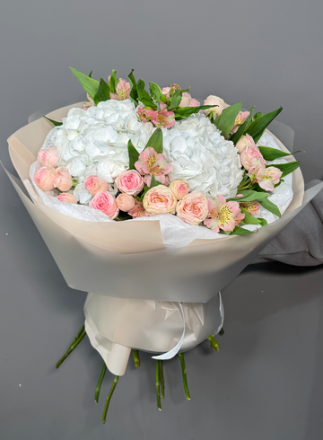 Букет &laquo;Нежный шепот&raquo; от интернет-магазина цветов в 