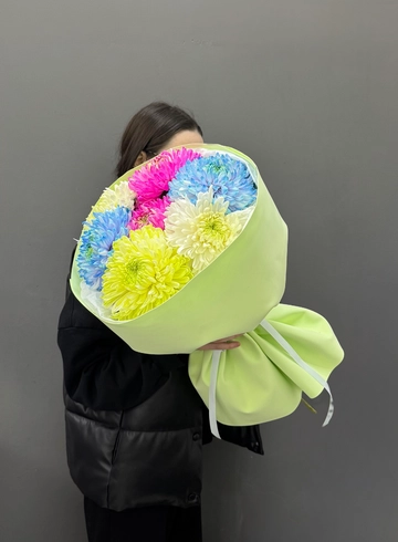 Букет из 7 одноголовых хризантем  от интернет-магазина цветов в 