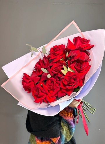 Букет из 9 бордовых французских роз от интернет-магазина цветов в 