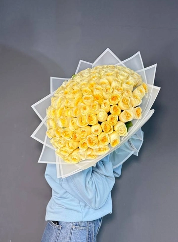 Букет из 101 лимонной розы от интернет-магазина цветов в 