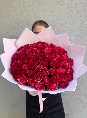 51 мраморных роз в упаковке от интернет-магазина цветов в 