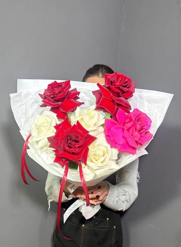 Букет с французскими розами от интернет-магазина цветов в 