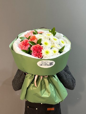 Букет из пионовидных роз &laquo;Селебрейт&raquo; от интернет-магазина цветов в 