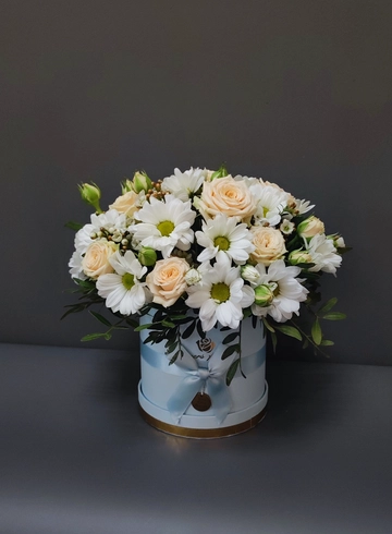 Короб « Риззо» от интернет-магазина цветов в 