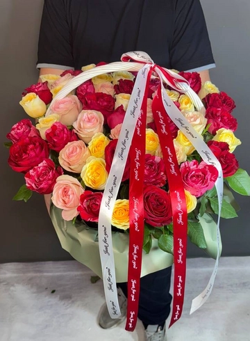 55 роз в корзине от интернет-магазина цветов в 
