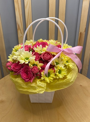 Мини-сумочка  розовая от интернет-магазина цветов в 