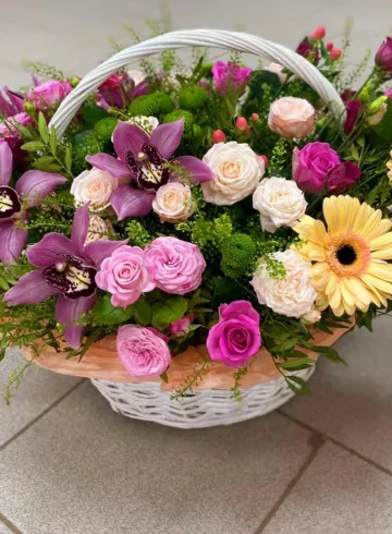 Корзина «Эсма» от интернет-магазина цветов в 